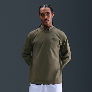 Nike Sportswear Premium Essentials. Men's Long-Sleeve Pocket T-Shirt.